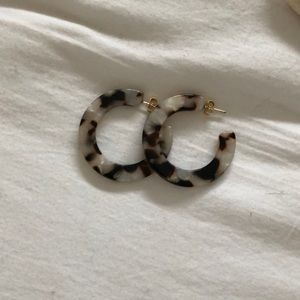 Tortoise Hoop Earings